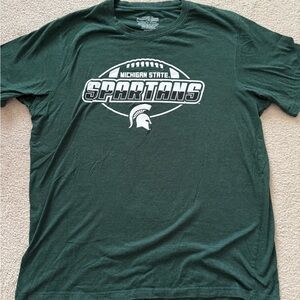 Michigan State Spartans Green Football T-Shirt Size XL - Measurements in Pics